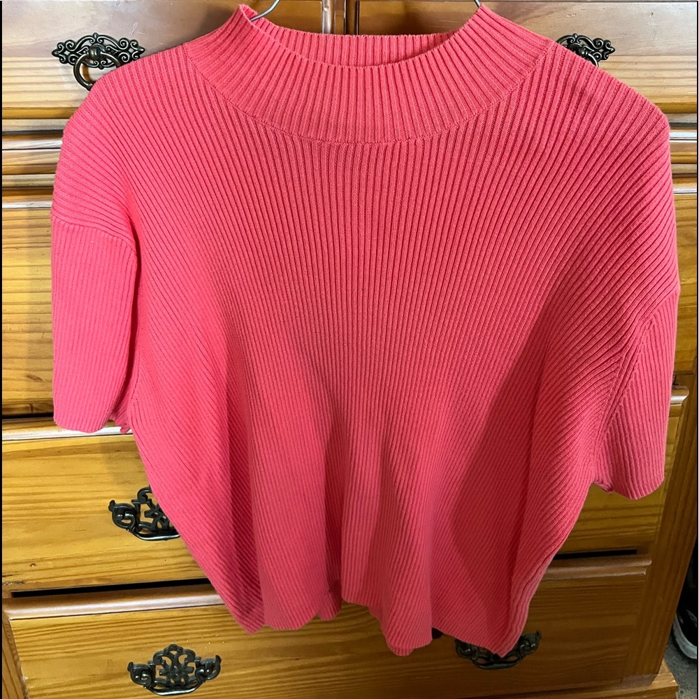 Cropped sweater short sleeve